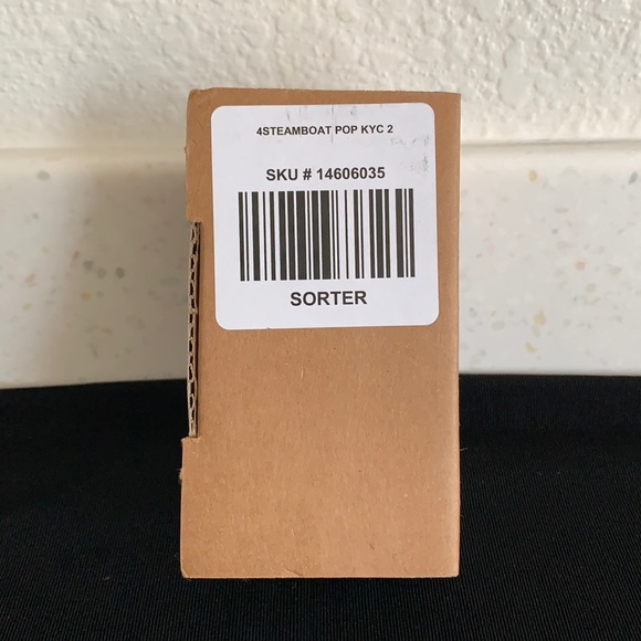 Funko Marvel Shang-Chi Katy Bobble-Head Key Chain - Picture 8 of 10